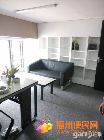 豪裝5A級純寫字樓出租，拎包辦公，鋼木家具配套